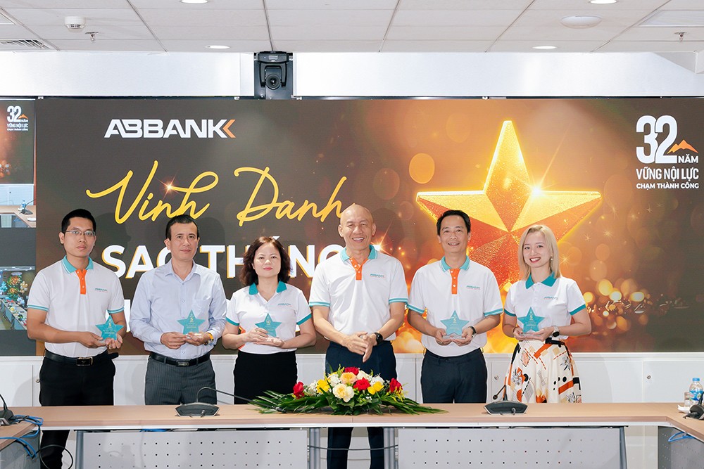 ABBANK tri ân khách hàng và cộng đồng nhân kỷ niệm 32 năm thành lập - 4