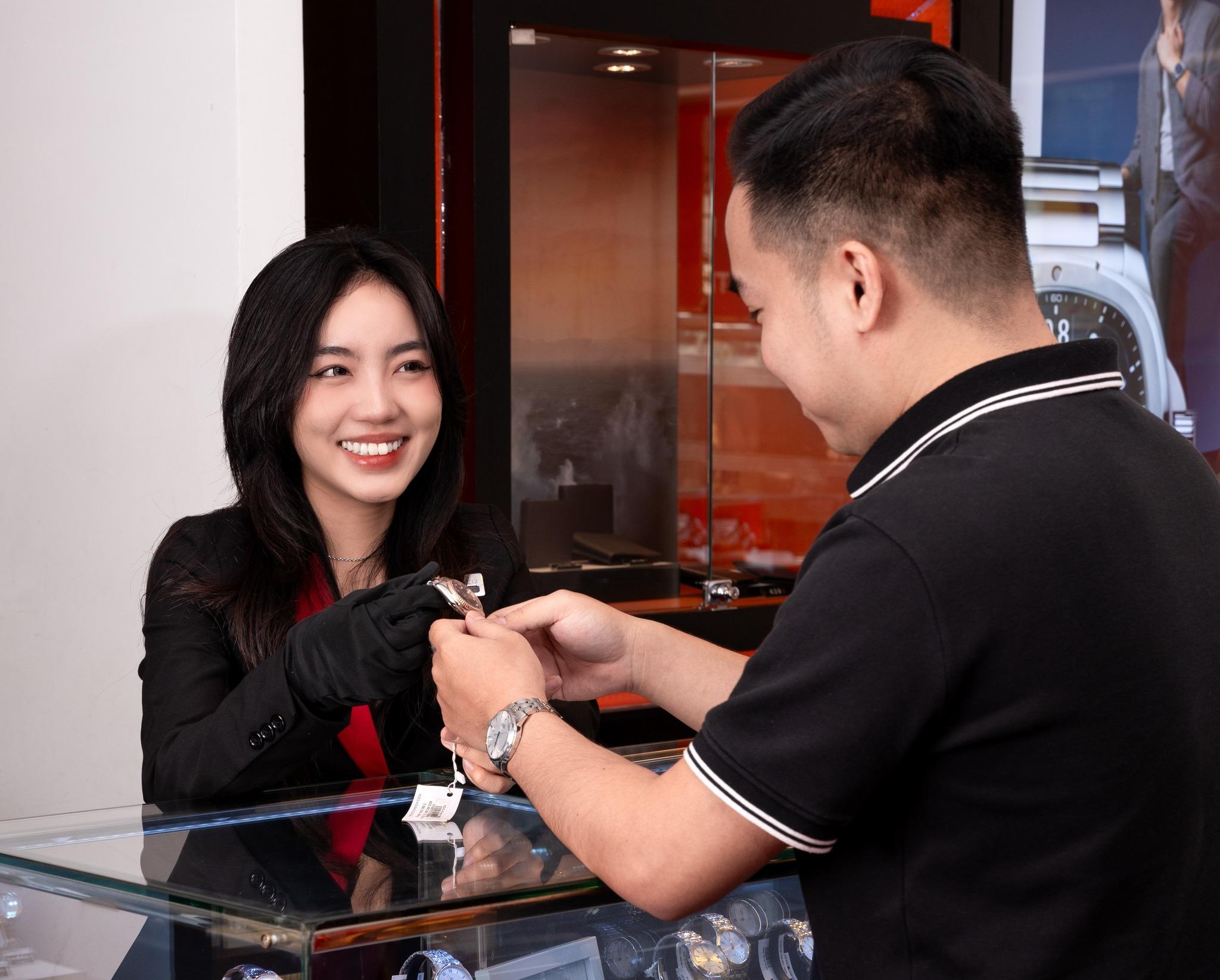 Thú vị với cách gọi tên các vị trí nhân viên bán hàng tại Đồng Hồ Hải Triều - 1