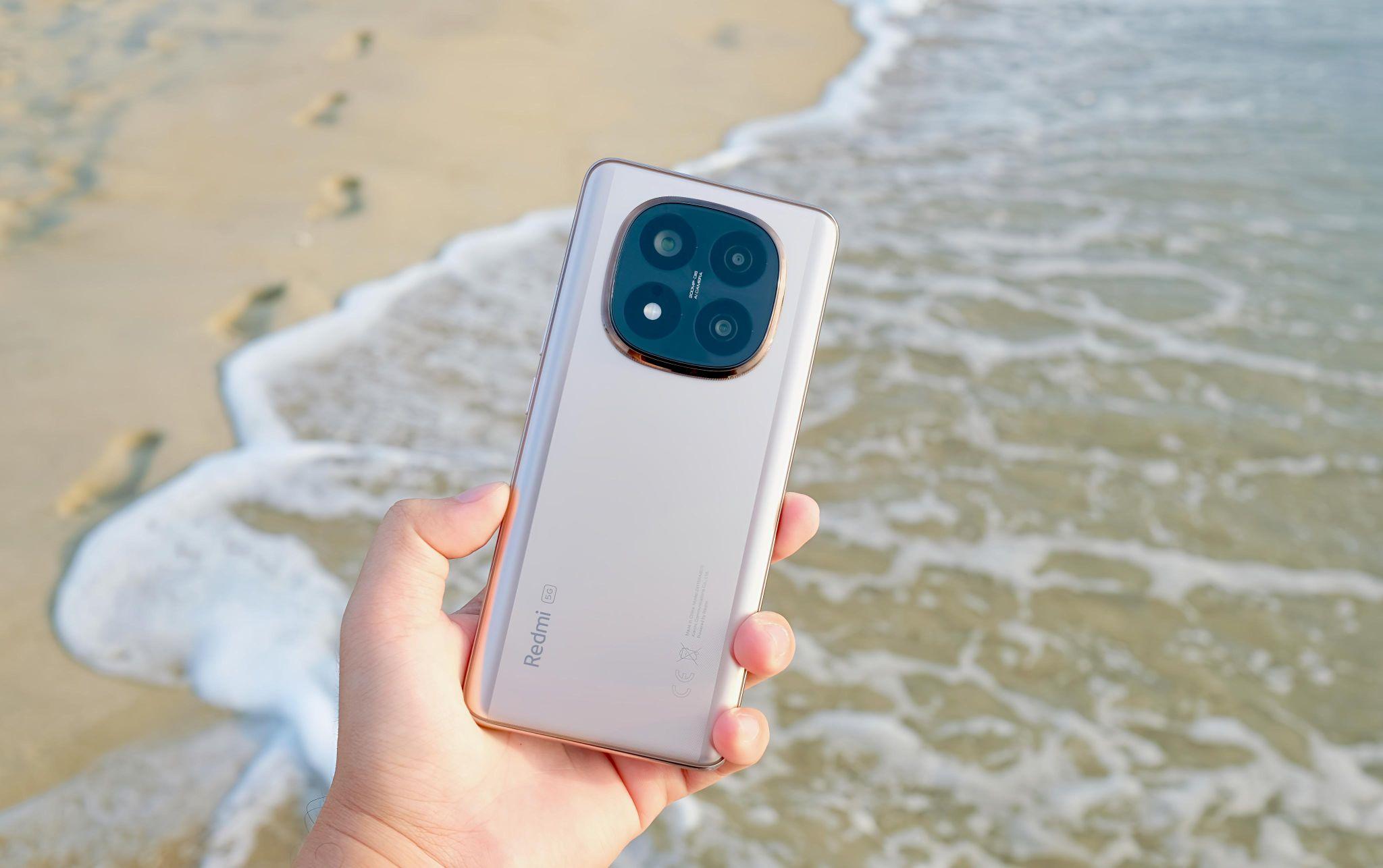Bật mood thời trang, sẵn sàng vi vu hè này cùng Kay Trần và Redmi Note 14 Series Vàng Sa Mạc - 2