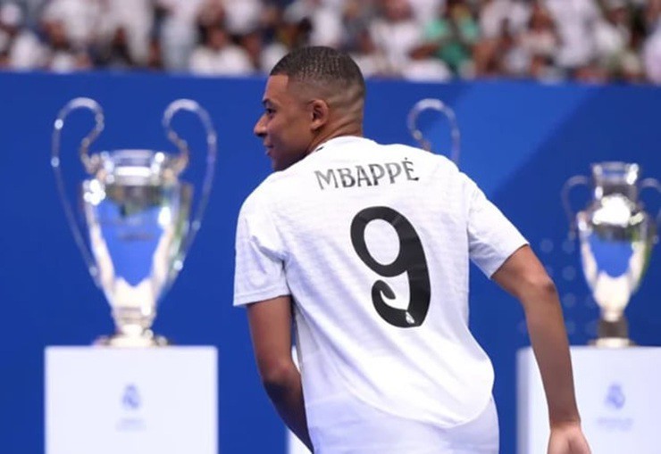 Kylian Mbappe giàu cỡ nào? - 3