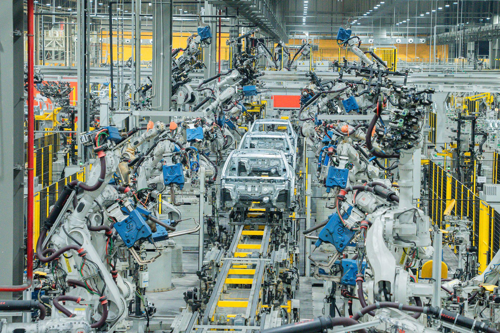 Vingroup thăng 8 bậc, thuộc top 40 doanh nghiệp lớn nhất Đông Nam Á 2025 - 1