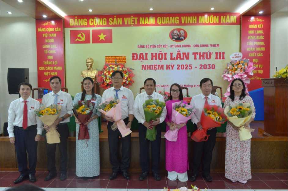 Viện Sốt rét - Ký sinh trùng - Côn trùng TP.HCM: Vững tay phòng dịch, đoàn kết phát triển - 2
