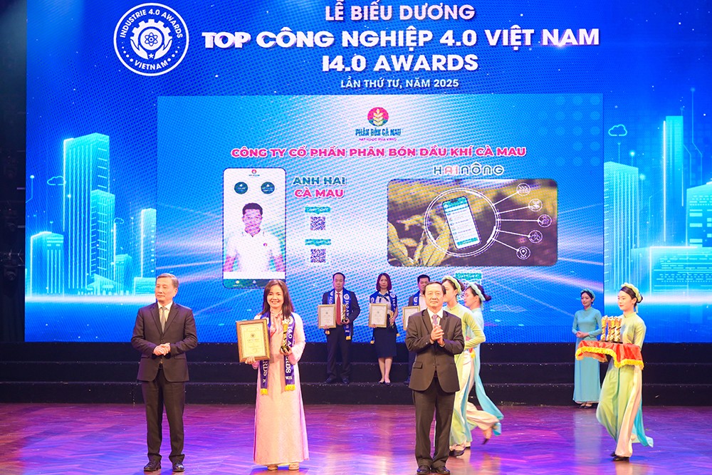 PVCFC đạt cú đúp giải thưởng Industrie 4.0 Awards 2025 - 2
