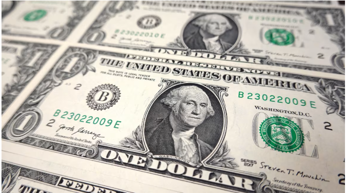 Đồng USD lao dốc bất ngờ dưới thời ông Trump, trở nên yếu nhất 3 năm qua: Tại sao? - 1