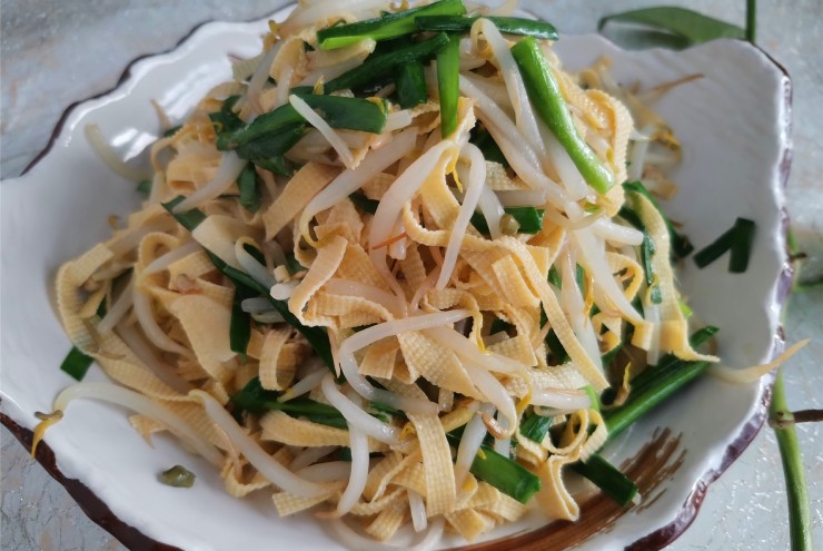 7 món ăn từ giá đỗ vừa tốt cho quý ông, vừa thích hợp cho ngày nóng - 3