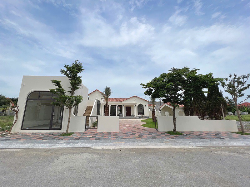 Có 3 tỷ đồng vẫn không mua được nhà Hà Nội, vợ chồng trẻ về quê xây nhà đẹp như resort - 6