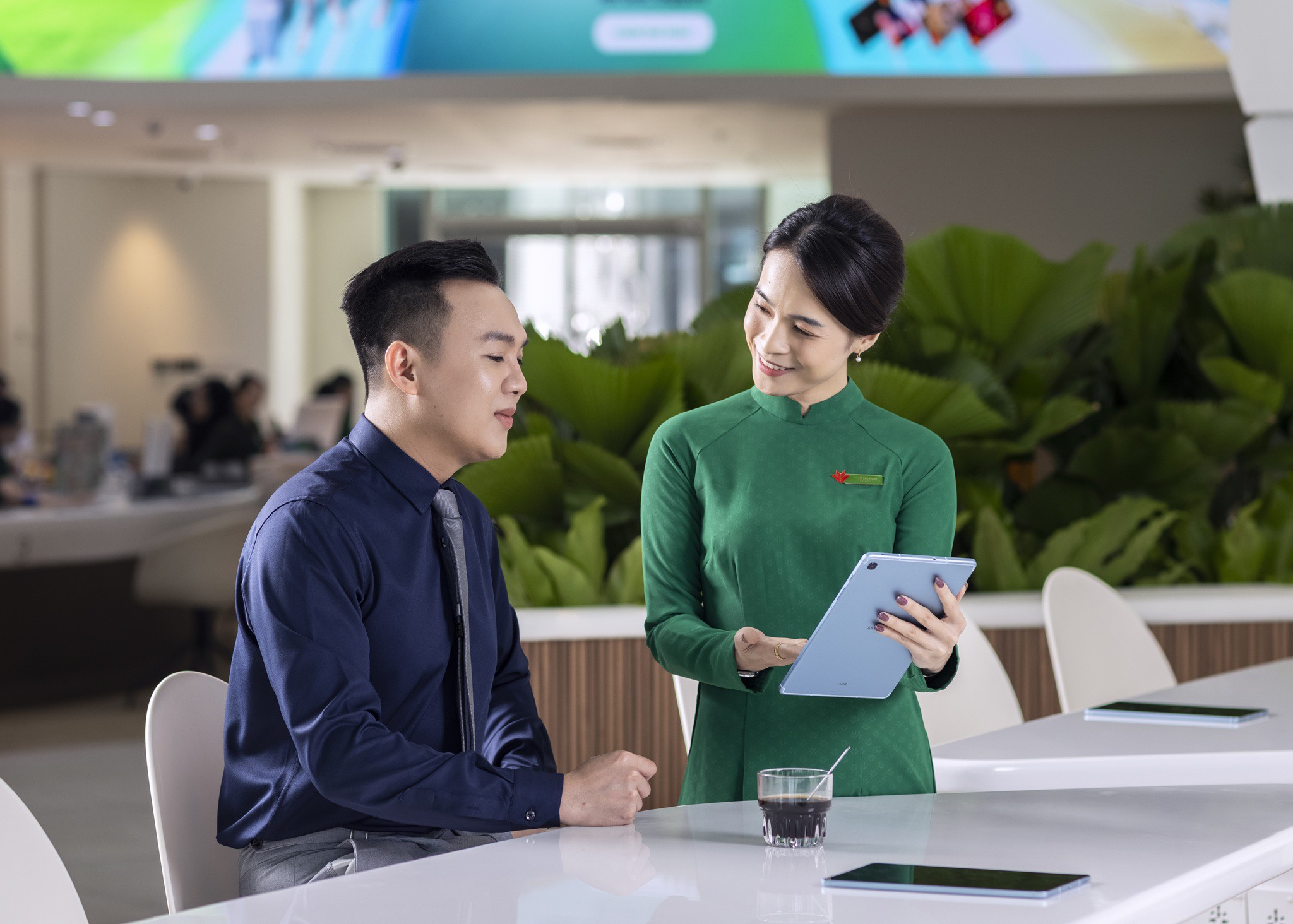 Huy động 2,36 tỷ USD, VPBank được vinh danh Tổ chức phát hành tài chính bền vững tốt nhất Việt Nam - 2