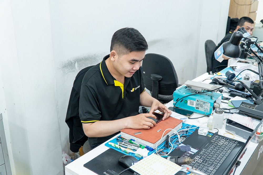 Dịp sale đôi 4.4: iPhone LikeNew giảm sâu, thay pin từ 150.000 đồng - 5