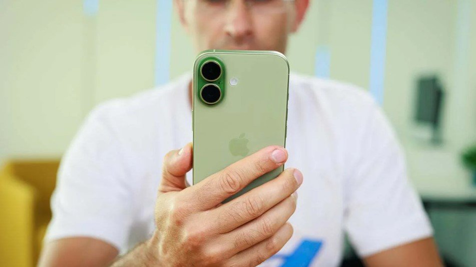 Không phải iPhone 18 Pro, iPhone 18 mới là sản phẩm đáng chờ - 4