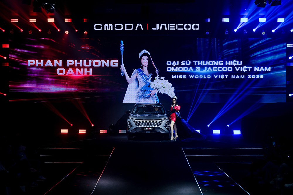 Omoda & Jaecoo ký kết đơn hàng 1.000 xe super hybrid C5 SHS-H ngay trong ngày ra mắt - 4