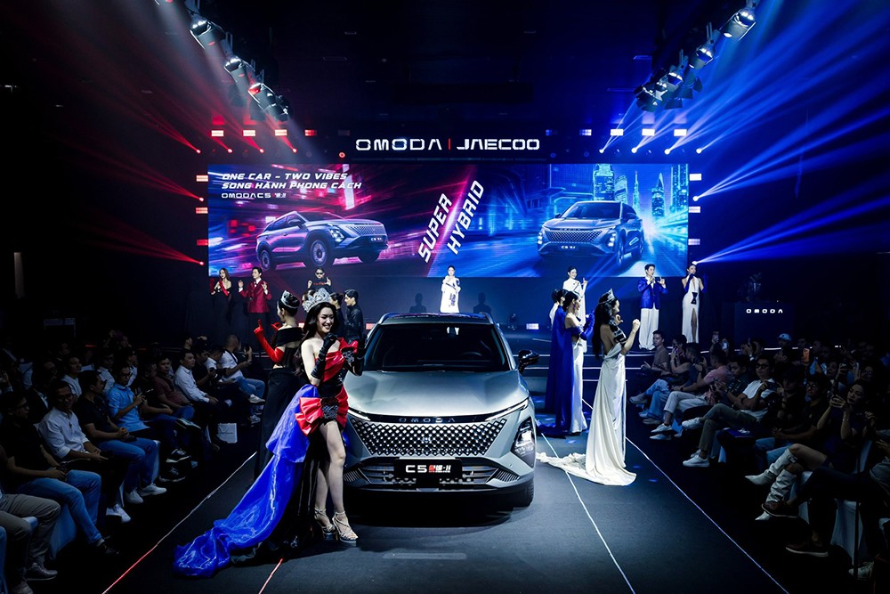 Omoda & Jaecoo ký kết đơn hàng 1.000 xe super hybrid C5 SHS-H ngay trong ngày ra mắt - 6