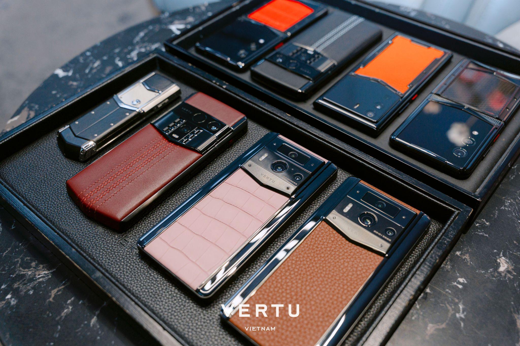 Doanh nhân chi tiền cho smartphone bảo mật từ đầu tháng để kịp quà tặng dịp lễ - 1