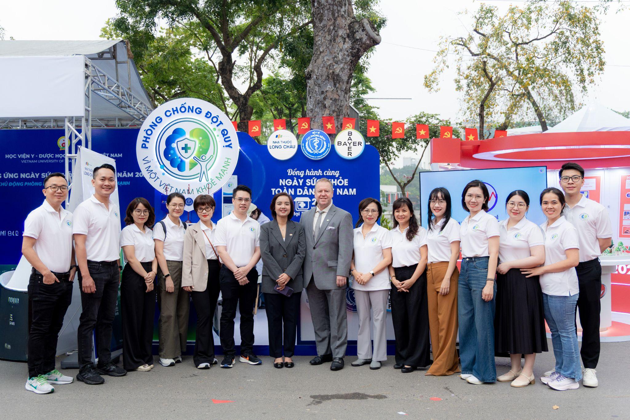 Lần đầu tiên Việt Nam phát động “Ngày Sức khỏe toàn dân”: Long Châu đồng hành Bộ Y tế lan tỏa tinh thần chủ động phòng bệnh - 5