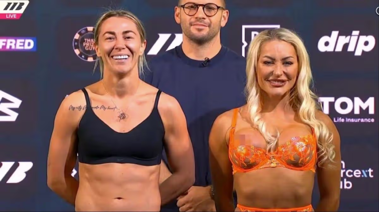 Nữ võ sĩ gặp sự cố với đồ lót, sắp thượng đài với "kiều nữ" boxing mặc bikini - 2