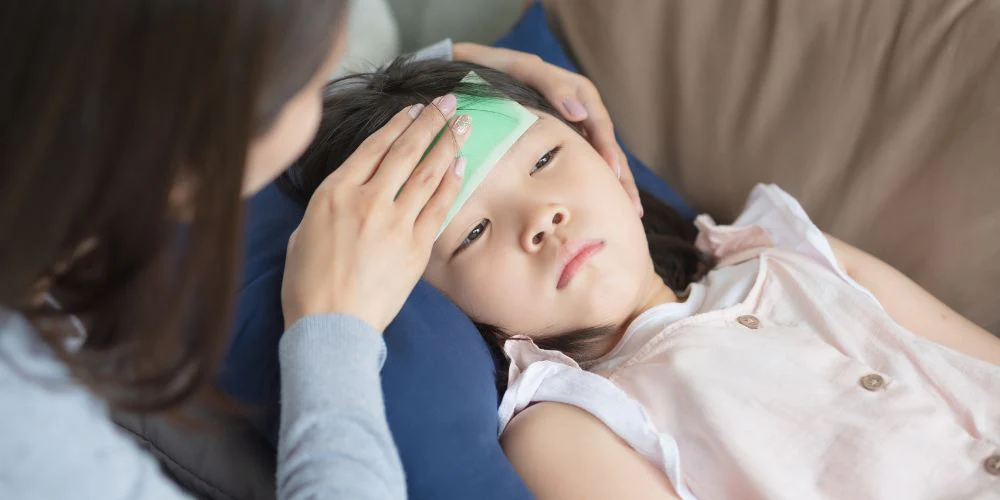 Tại sao bù nước khi sốt và vận động cần "chiến thuật" khác biệt? - 1