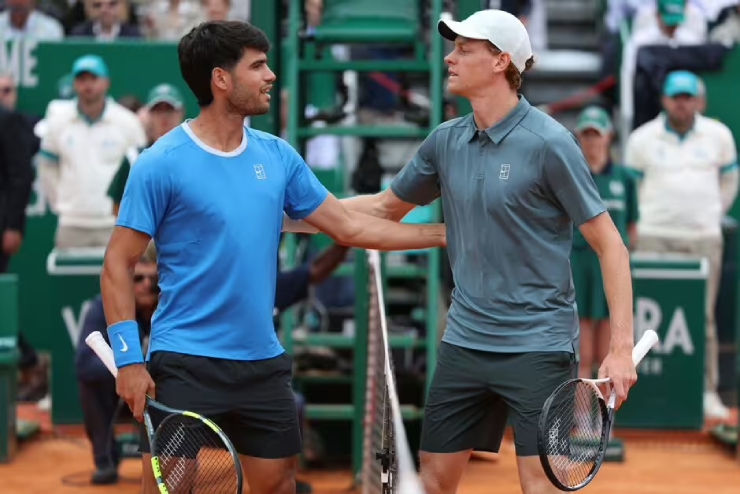 Alcaraz nói thẳng về Sinner: Tôn trọng lẫn nhau, nhưng không cần thân thiết - 1