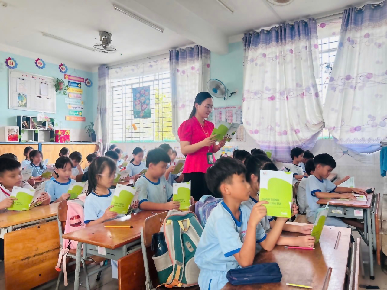 Nâng cao nhận thức về rác thải nhựa cho học sinh tiểu học tại TP.HCM - 2