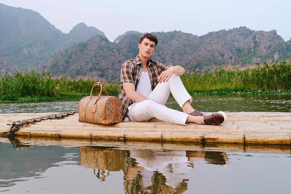 Aristino ra mắt bộ sưu tập xuân hè 2026: “Tiếp Nối Huyền Thoại” tôn vinh đàn ông Việt thời đại mới - 2