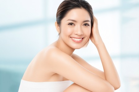 Sau Hydroquinone, người dùng nên kỳ vọng gì ở một sản phẩm làm sáng da lành tính? - 3