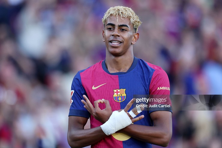 Barcelona & bài toán nâng tầm Lamine Yamal, HLV Flick phải đổi chiến thuật? - 1
