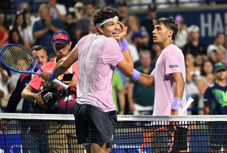 Chung kết tennis đỉnh cao: Fils đe dọa Rublev, Cobolli sẵn sàng “lật kèo” Shelton - 2