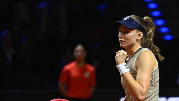 Sinner tăng tốc bỏ xa Alcaraz, Djokovic lập kỷ lục "vô tiền khoáng hậu" (Bảng xếp hạng tennis 20/4) - 4