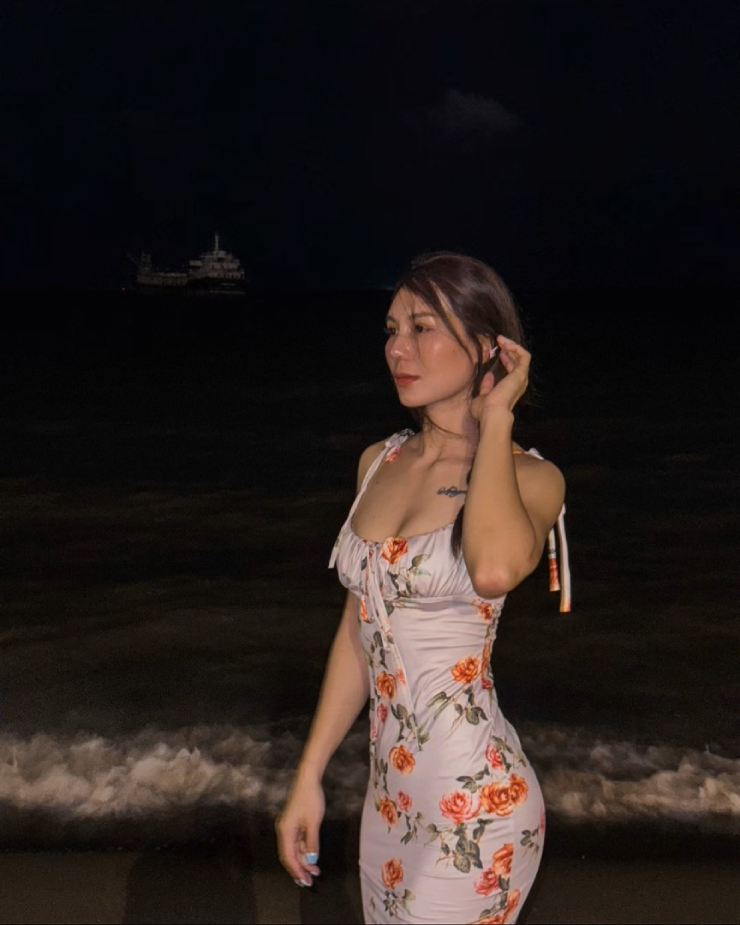 Mỹ nhân bóng chuyền Thái Lan hóa “nàng thơ” với bikini trắng, khoe dáng miễn chê - 15