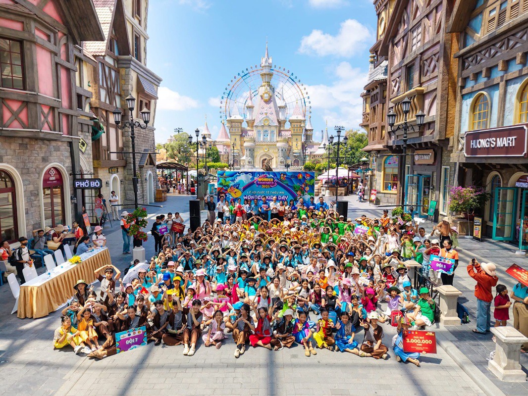 Phú Quốc United Center: Từ “tâm điểm không ngủ” đến “vũ trụ lễ hội” bùng nổ - 8