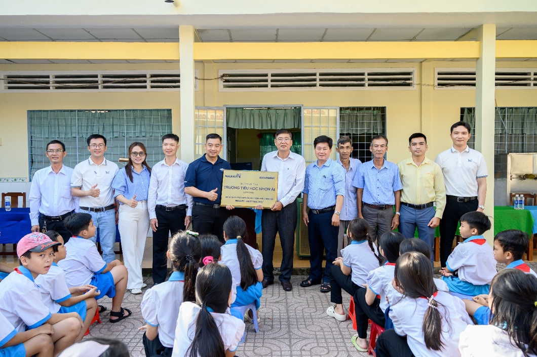 Maxilite - Rulô Vàng: Khi người thợ sơn trở thành đại sứ lan tỏa sắc màu cộng đồng - 3