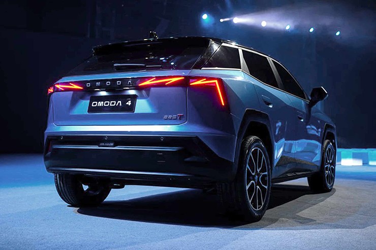 Chi tiết Omoda 4 sắp ra mắt tại Việt Nam, đa dạng phiên bản đấu BYD Dolphin - 5