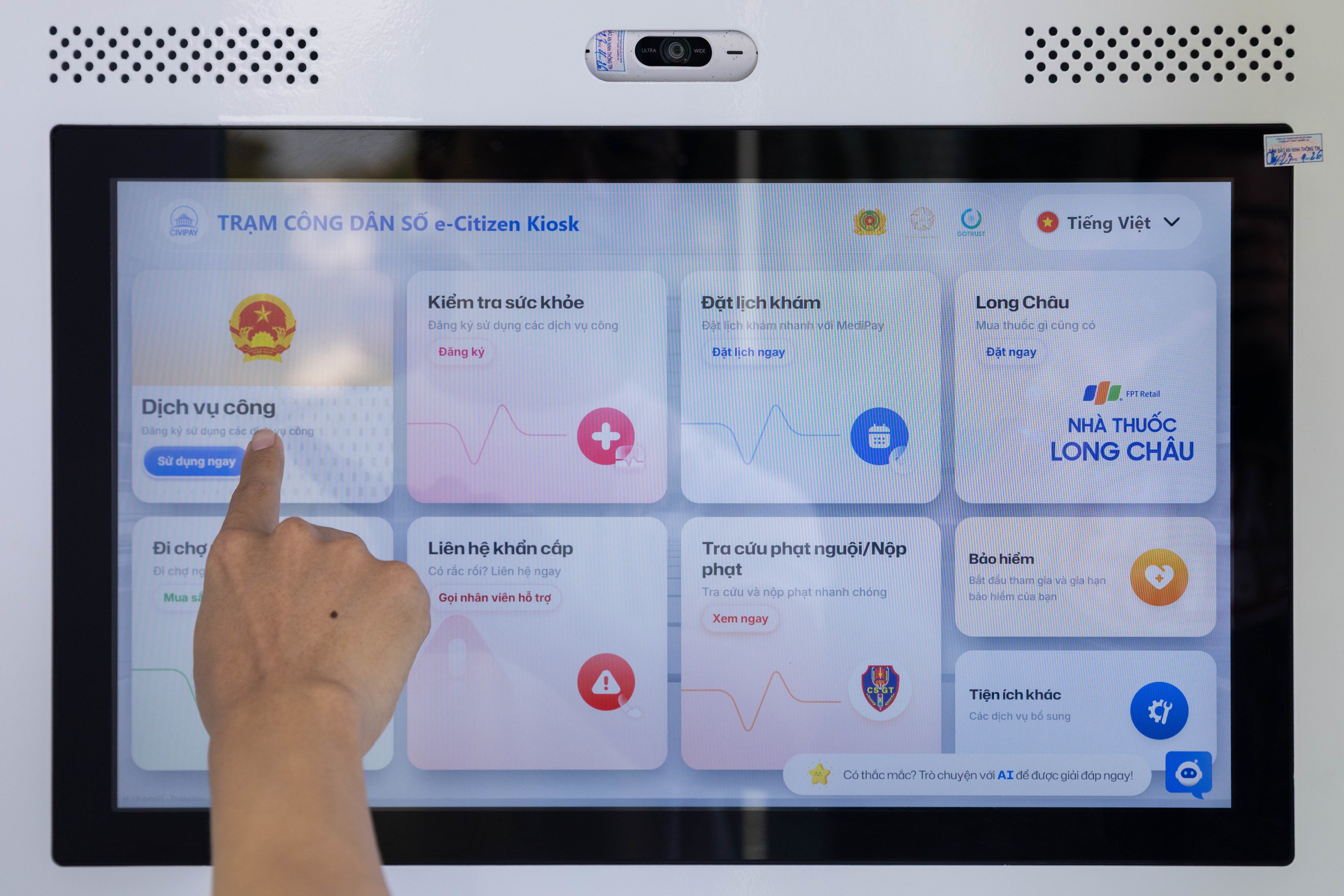 Ngay từ bây giờ, người dân TPHCM đã có thể dễ dàng sử dụng dịch vụ y tế an toàn, minh bạch, tiện lợi ngay tại Trạm Công dân số của thành phố - 1