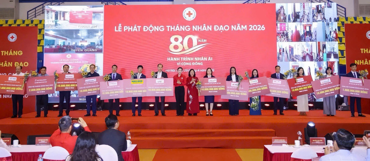Nam A Bank trao tặng 10 tỷ đồng hưởng ứng Tháng Nhân đạo năm 2026 - 1