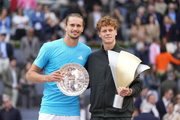Zverev xấu hổ vì thua chung kết sau 58 phút, "xin" Sinner bỏ Roland Garros - 2