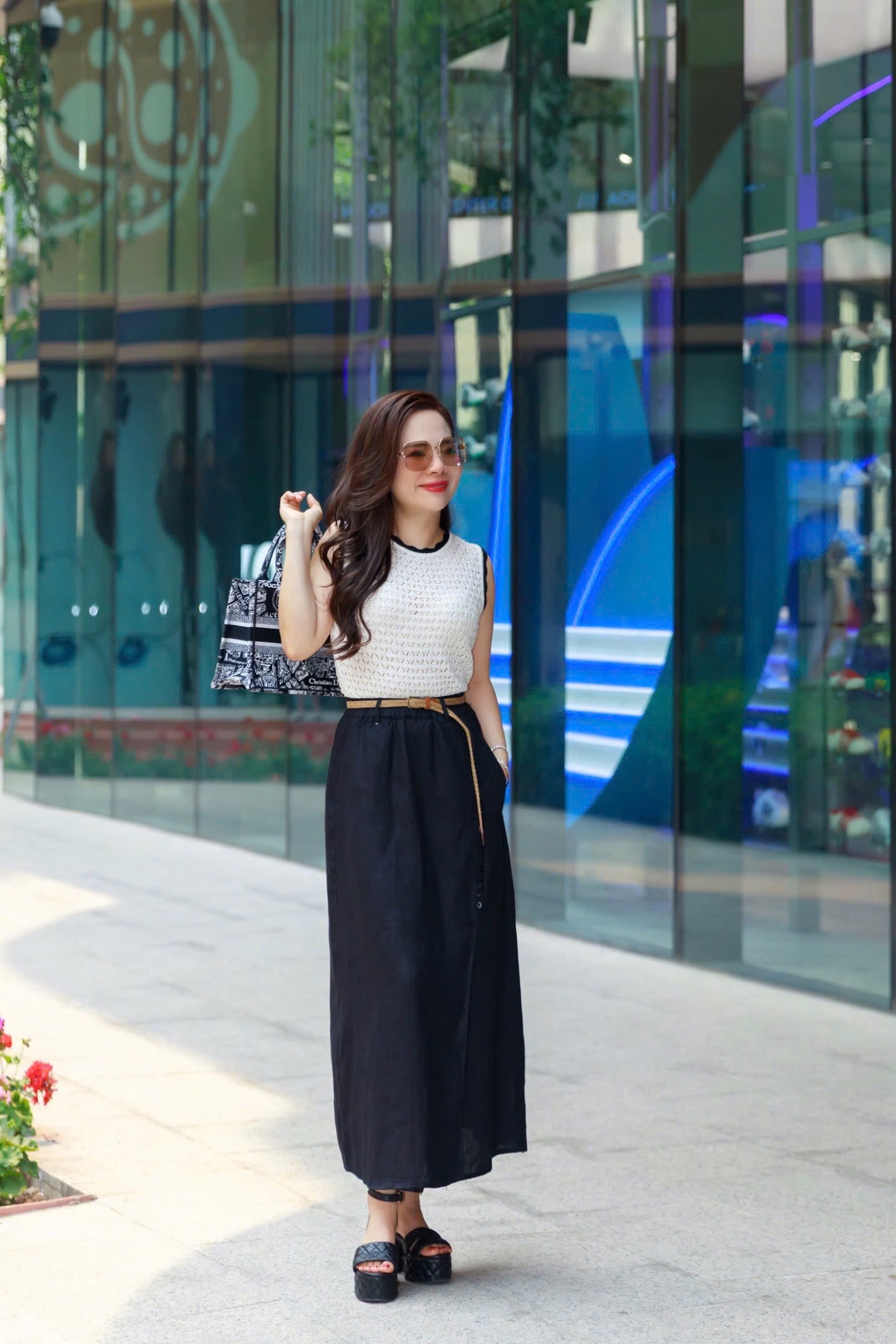 Doanh nhân Tuấn Hương gợi ý phong cách thời trang hè thanh lịch và đầy cảm hứng - 7