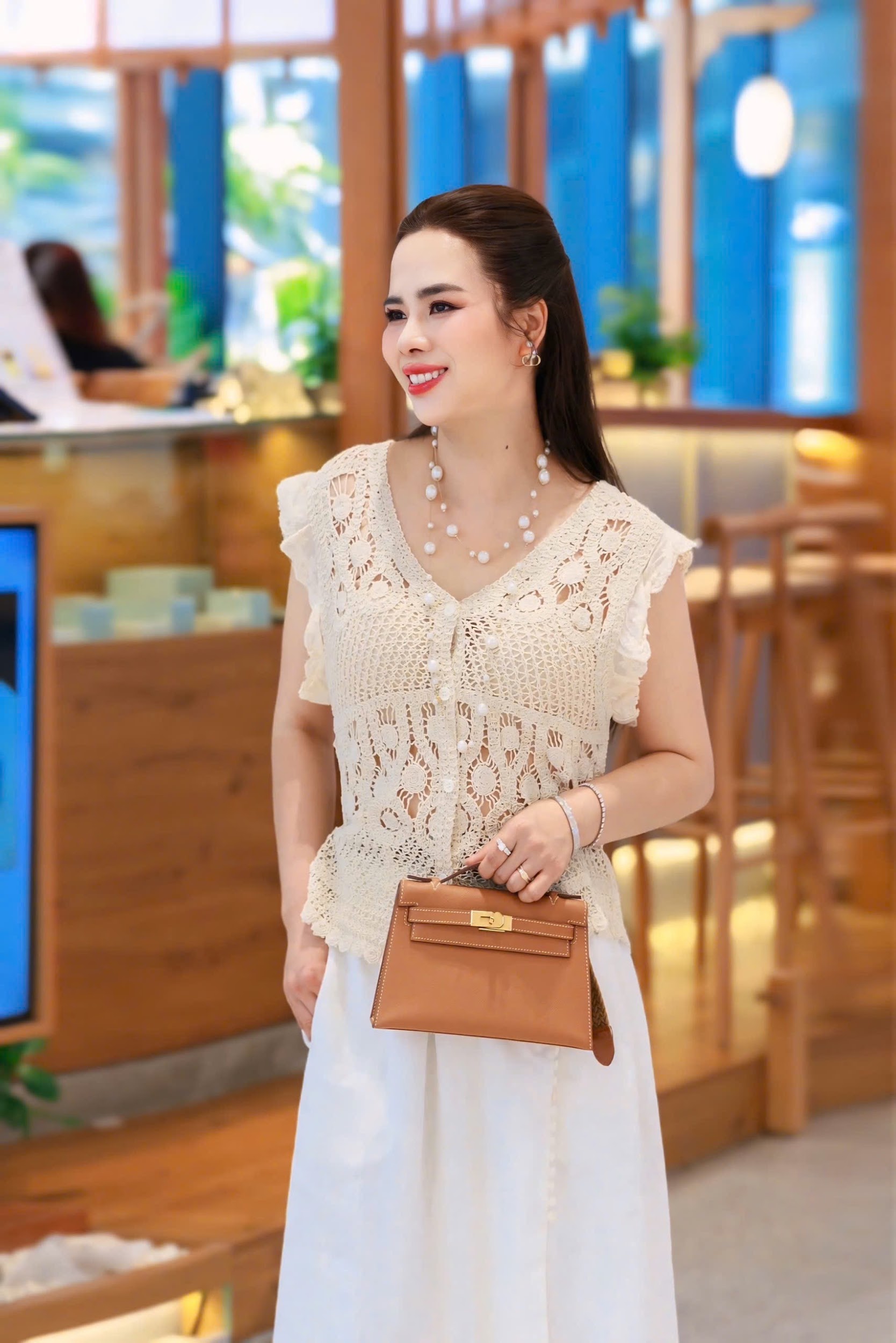 Doanh nhân Tuấn Hương gợi ý phong cách thời trang hè thanh lịch và đầy cảm hứng - 2