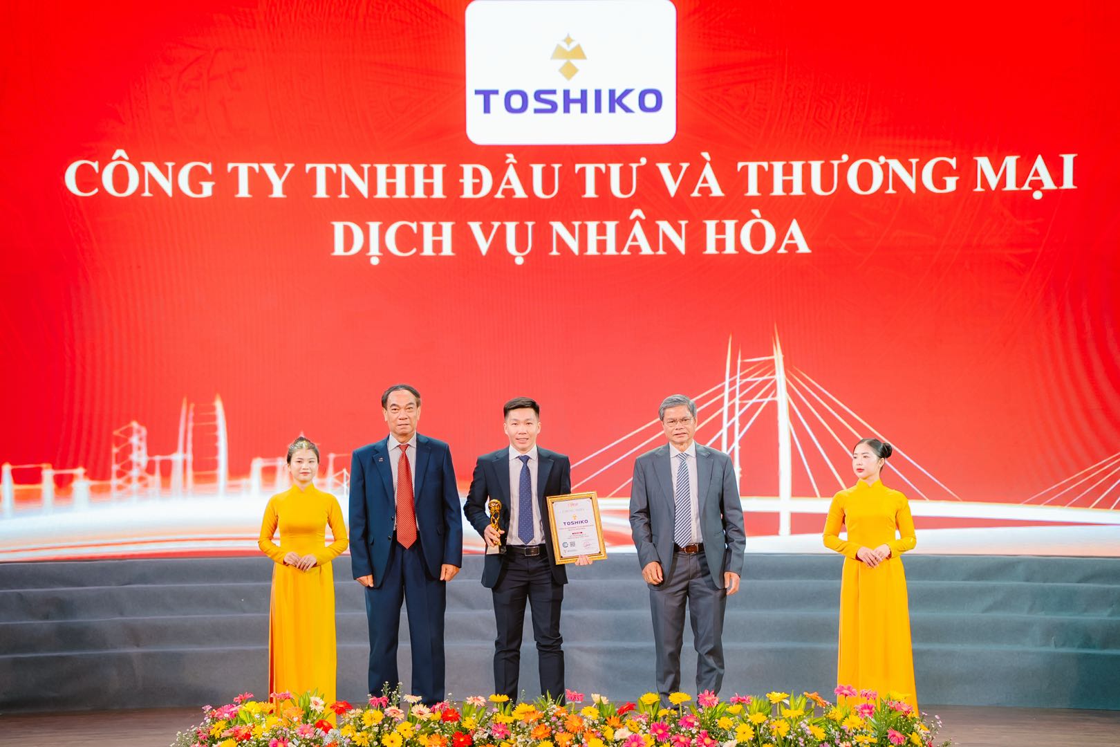 Thị trường ghế massage cạnh tranh khốc liệt, vì sao Toshiko vẫn được vinh danh tại giải thưởng chất lượng Việt Nam? - 1