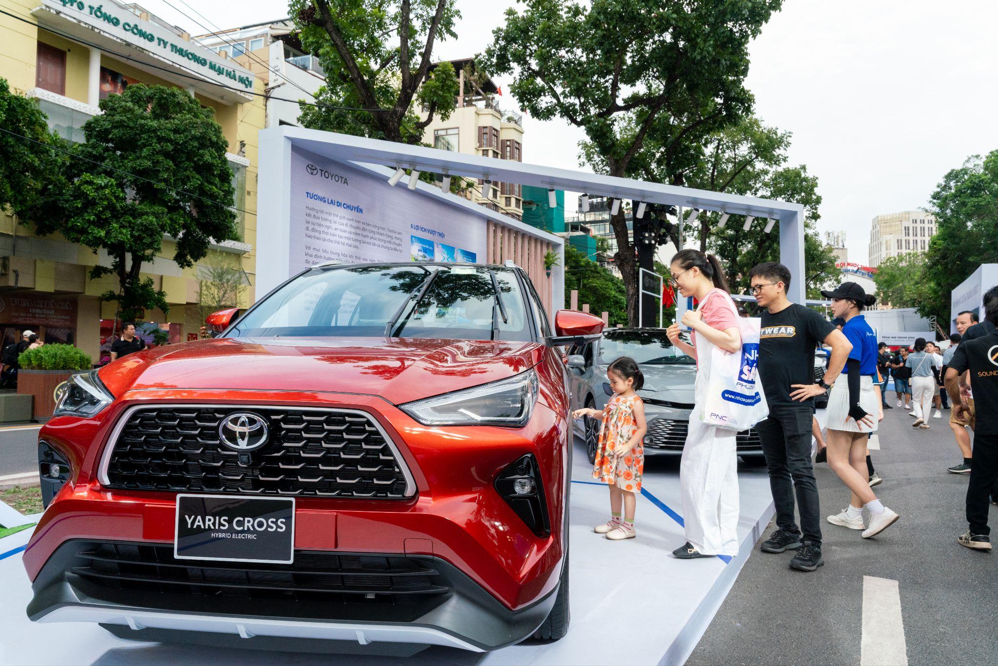 Khởi động mùa hè với loạt khuyến mại hấp dẫn của Toyota trong tháng 5 - 1