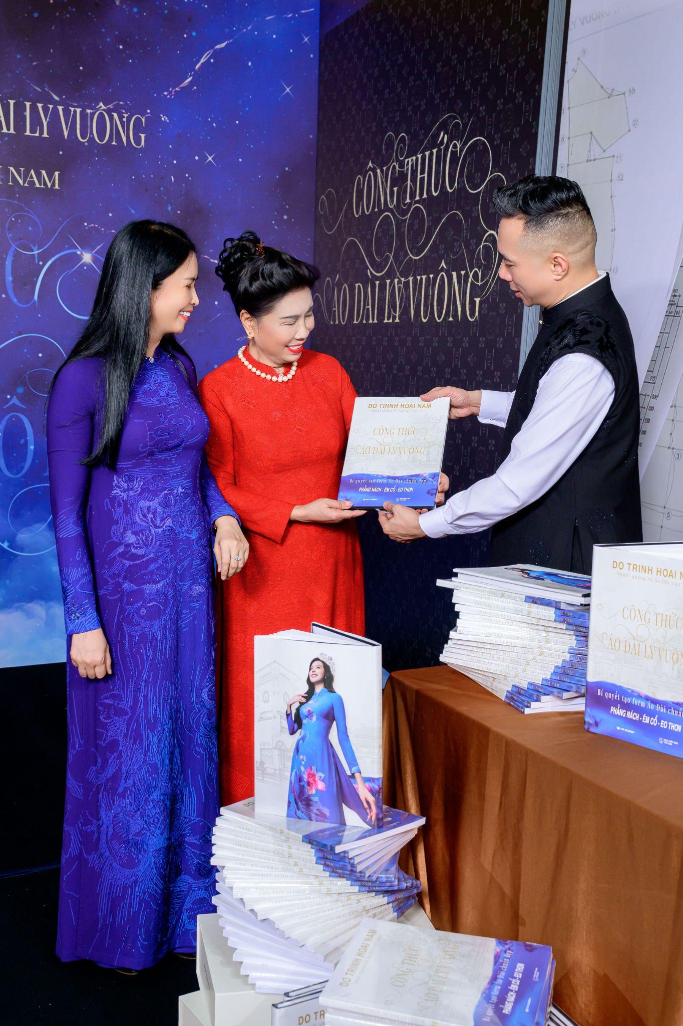 Kỷ lục Toàn cầu cho Áo Dài Việt: Dàn Hoa hậu tôn vinh Di sản - 5