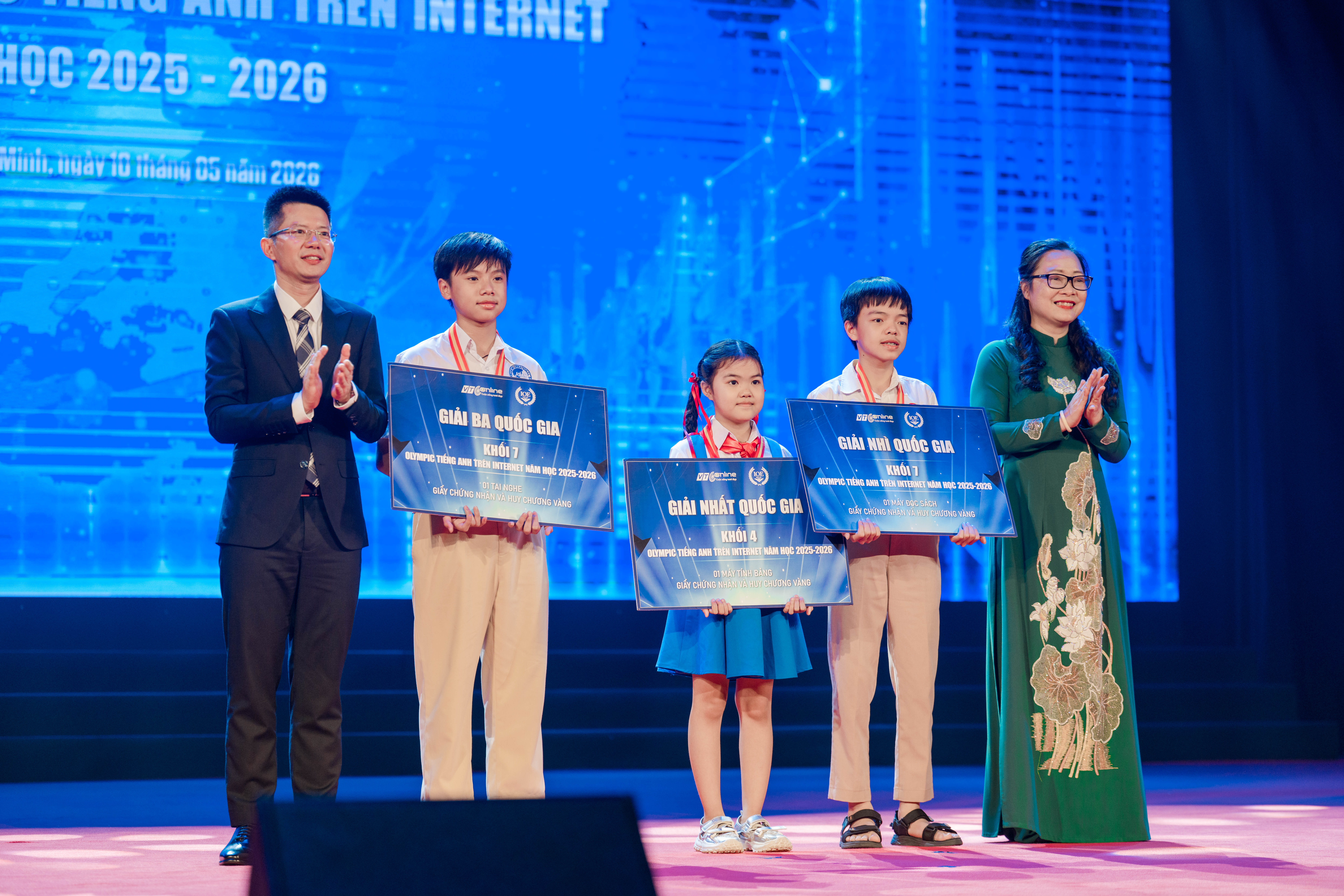 Lễ Vinh danh và Trao giải IOE 2025-2026: Dấu ấn lần đầu tiên tổ chức tại TP. Hồ Chí Minh - 2