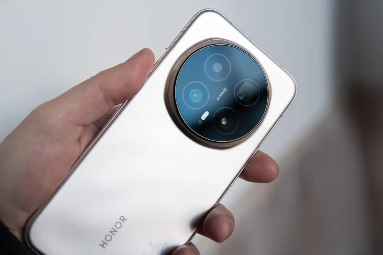 Đâu là smartphone sạc pin nhanh nhất thế giới? - 3