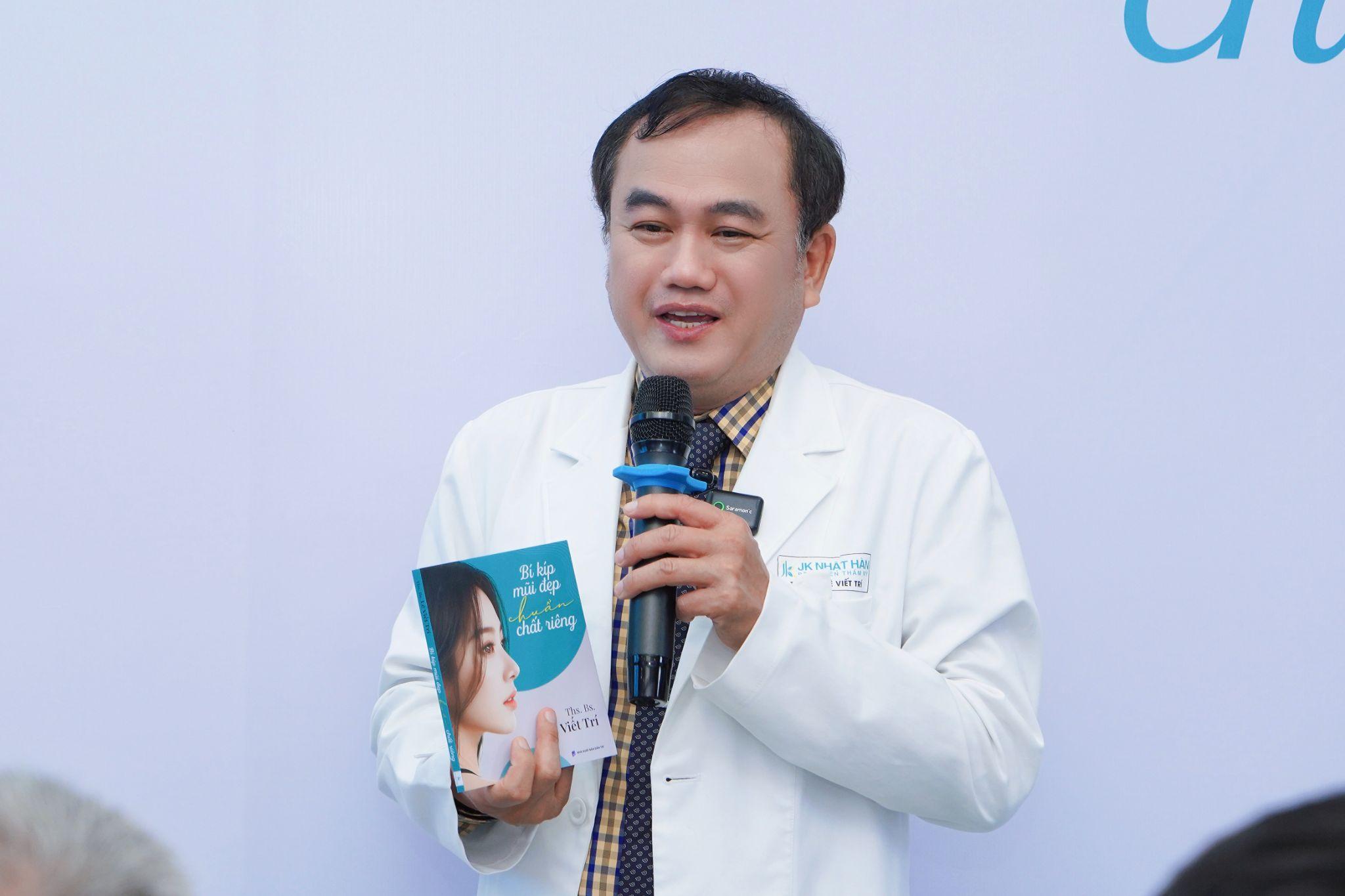 ThS.BS Lê Viết Trí ra mắt sách “Bí Kíp Mũi Đẹp Chuẩn Chất Riêng” - 2