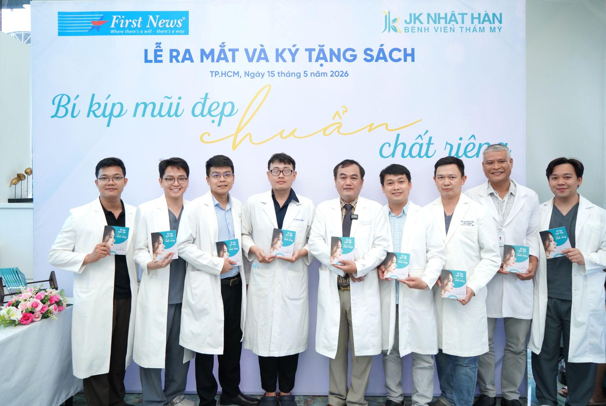 ThS.BS Lê Viết Trí ra mắt sách “Bí Kíp Mũi Đẹp Chuẩn Chất Riêng” - 4