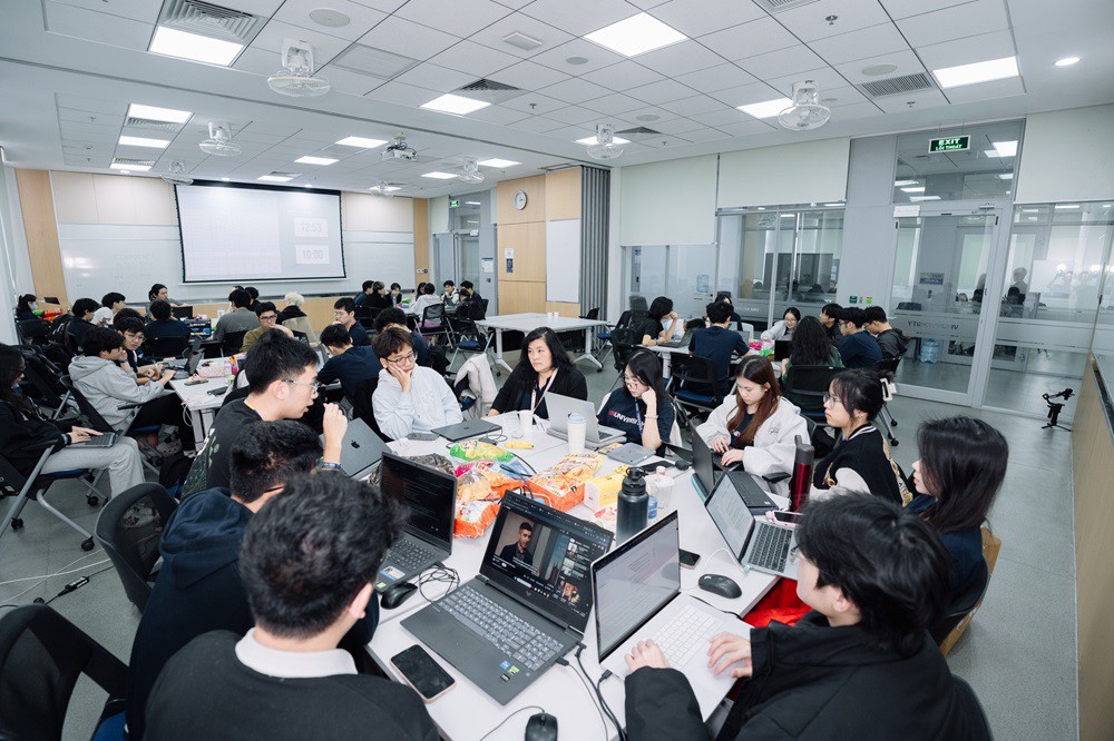 Gần 450 đội thi từ khắp châu Á đăng ký tham gia Asian Hackathon for Green Future 2026 - 2