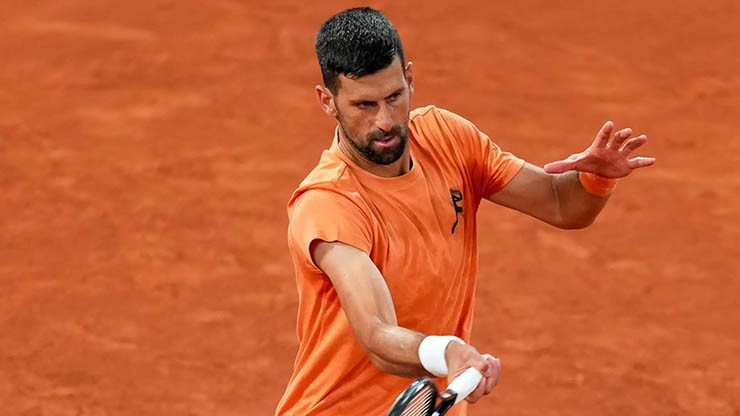 Nóng nhất thể thao sáng 21/5: Djokovic đổ bộ Roland Garros, tập luyện cùng Zverev - 1