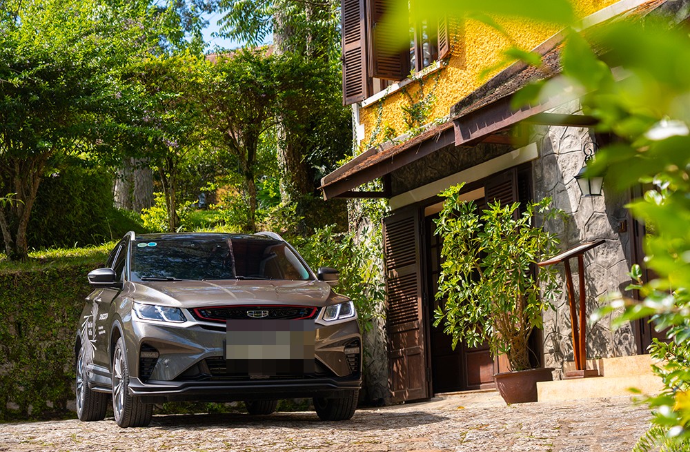 Vì sao người trẻ ngày càng ưu tiên SUV đô thị như Geely Coolray? - 1