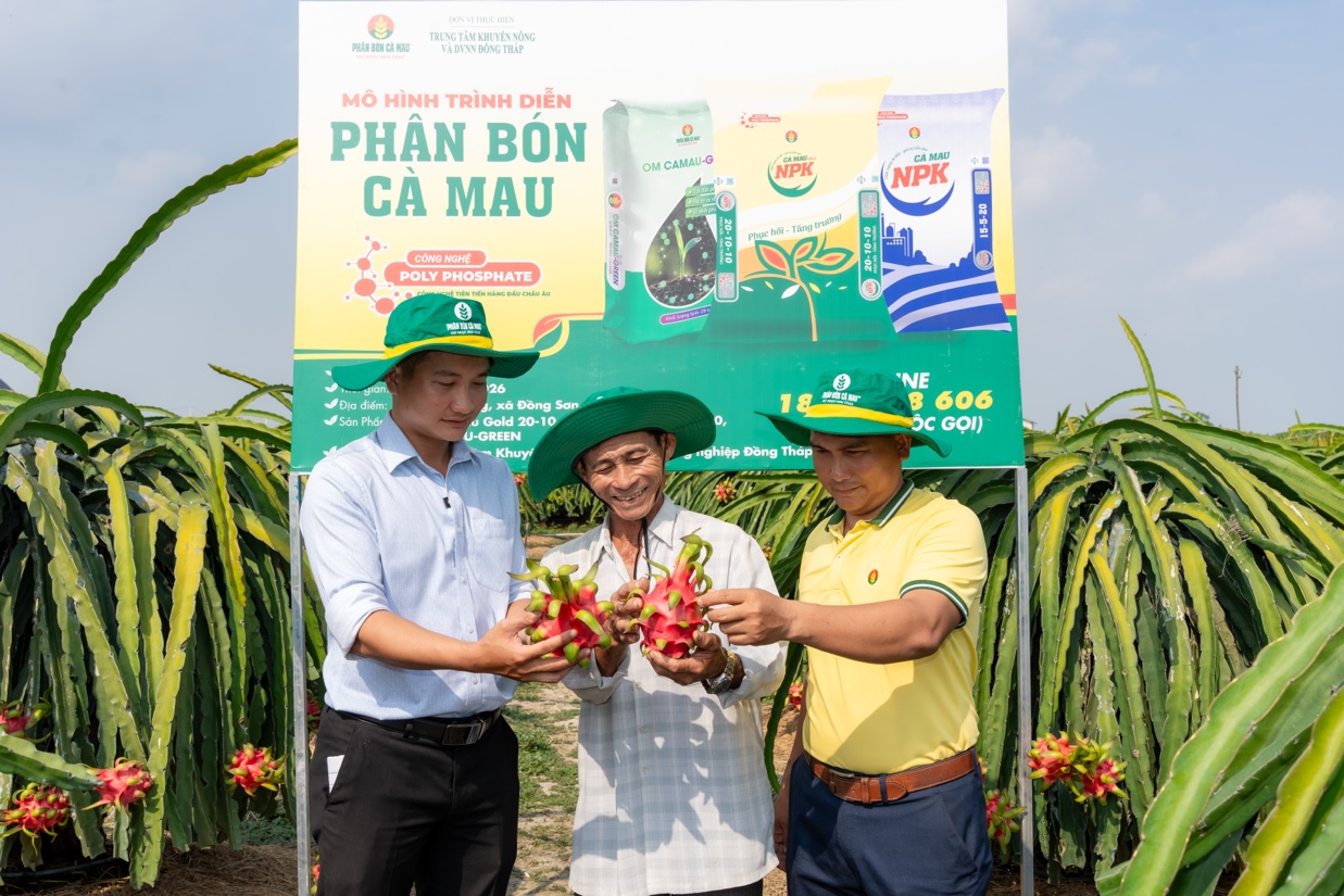 Tiếp sức nhà nông, vượt khó tới mùa vàng - 2