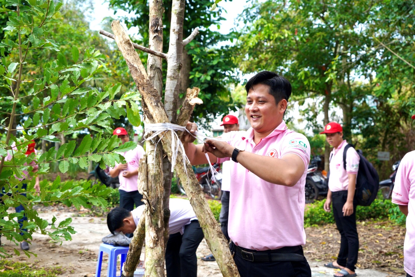 C.P. Việt Nam chung sức phát triển mảng xanh, nâng cao chất lượng sống cho cộng đồng - 5