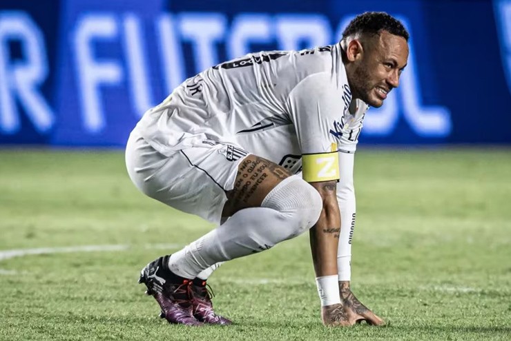 Neymar lại chấn thương ngay trước World Cup, liệu có bị Ancelotti gạch tên? - 2