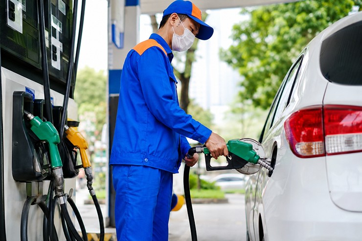 Xăng E10 rẻ hay đắt, tiêu hao thế nào so với RON 95? - 2