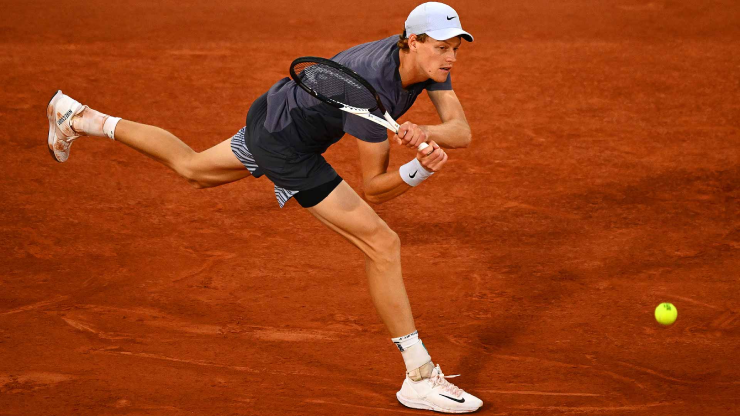 Roland Garros vắng Alcaraz: Sân khấu cho Sinner & những kẻ thách thức thế hệ mới - 1